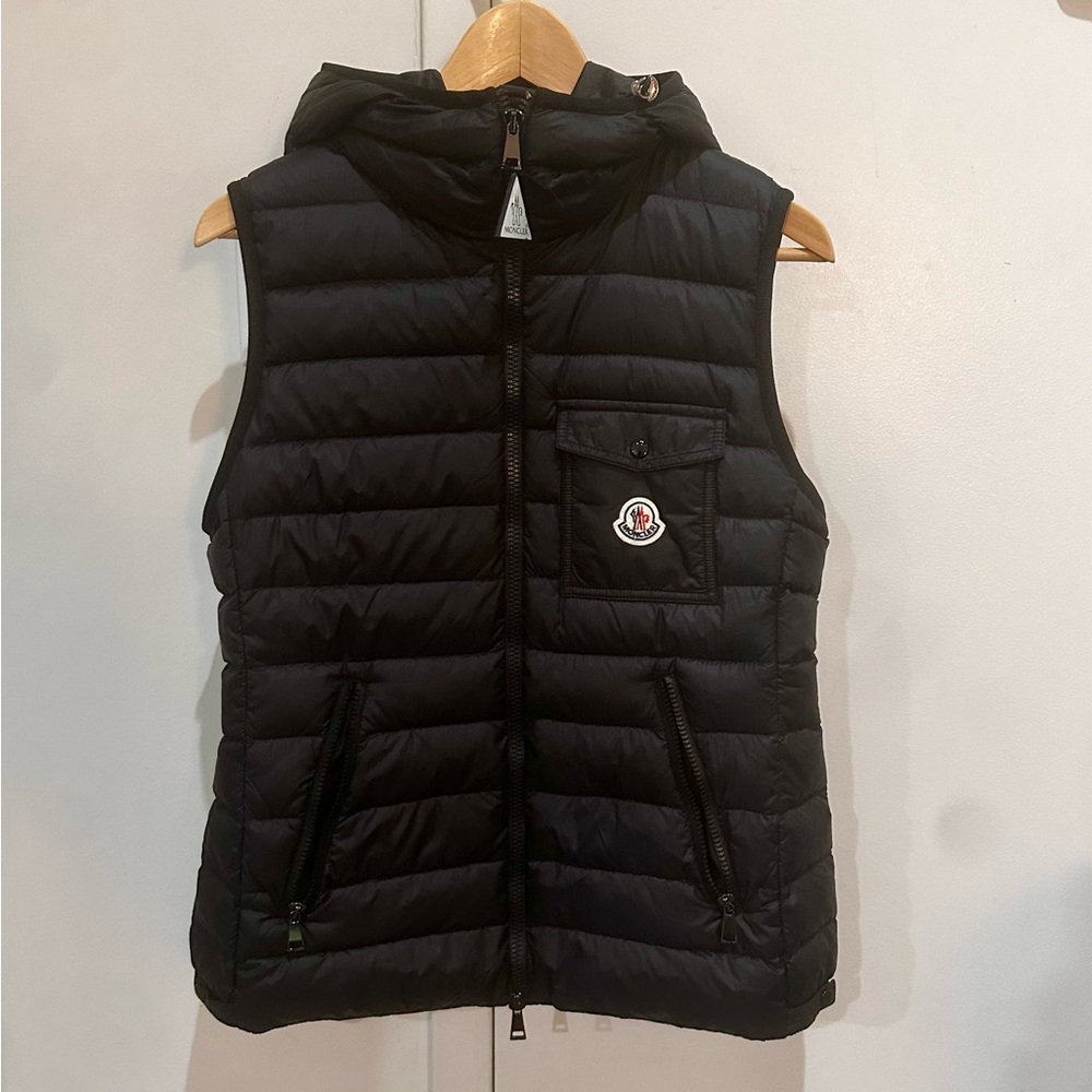 Moncler Black Down Glyco Hooded Vest [3]